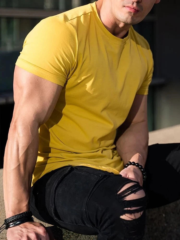 Rendimiento y Estilo: Camiseta de Fitness de Algodón Premium